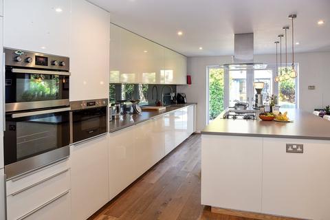 5 bedroom detached house for sale, Badgers Wood, Farnham Common, Buckinghamshire