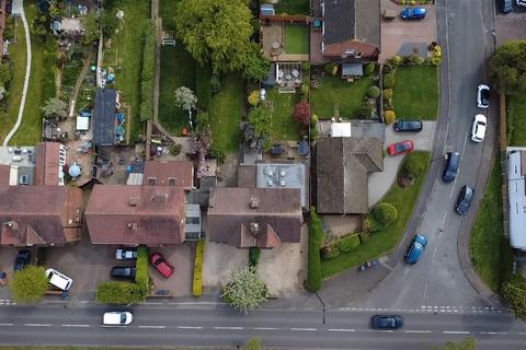 216 Walmley Road, Sutton Coldfield, B76 2PR