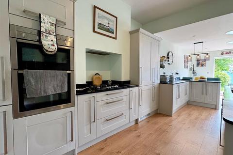 216 Walmley Road, Sutton Coldfield, B76 2PR