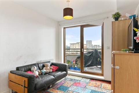 2 bedroom flat for sale, Fabian Bell Towe, Pancras Way, London E3