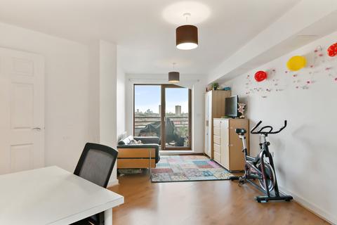 2 bedroom flat for sale, Fabian Bell Towe, Pancras Way, London E3
