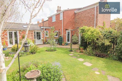 2 bedroom semi-detached house for sale, Mount Pleasant, Louth LN11