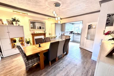 3 bedroom terraced house for sale, Longwood Road, Huddersfield