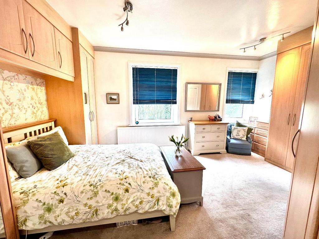 Primary suite