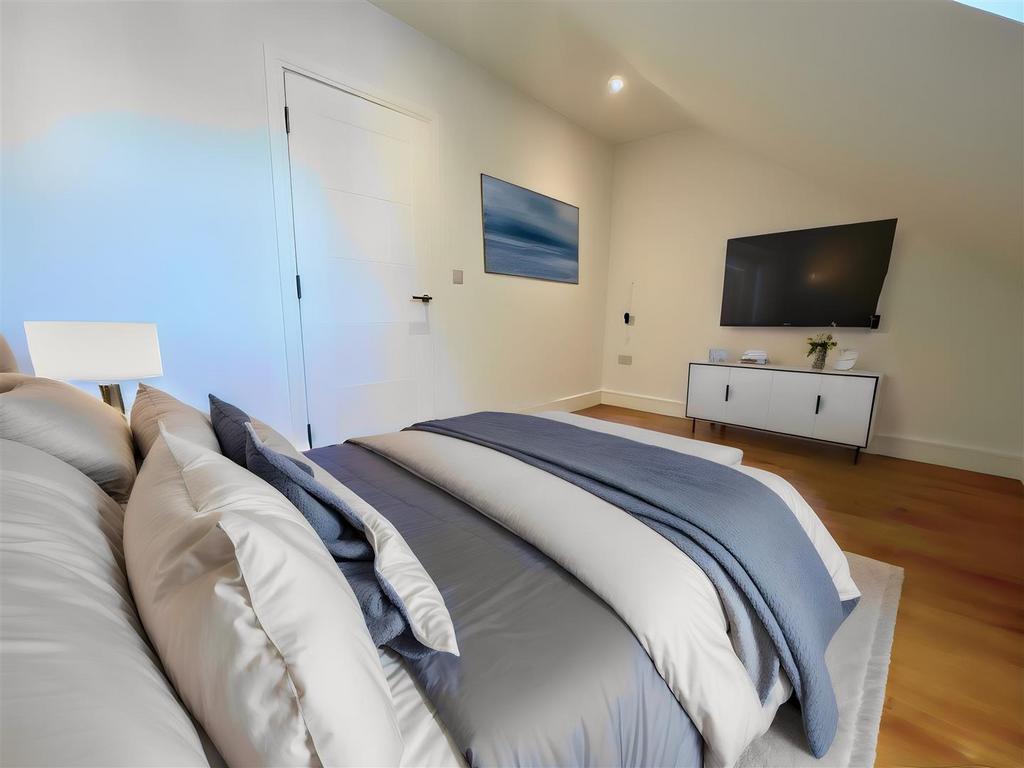 Virtual Staging AI - PARRVo7ox EC8y Xf OSm LOz Q.jpg-30