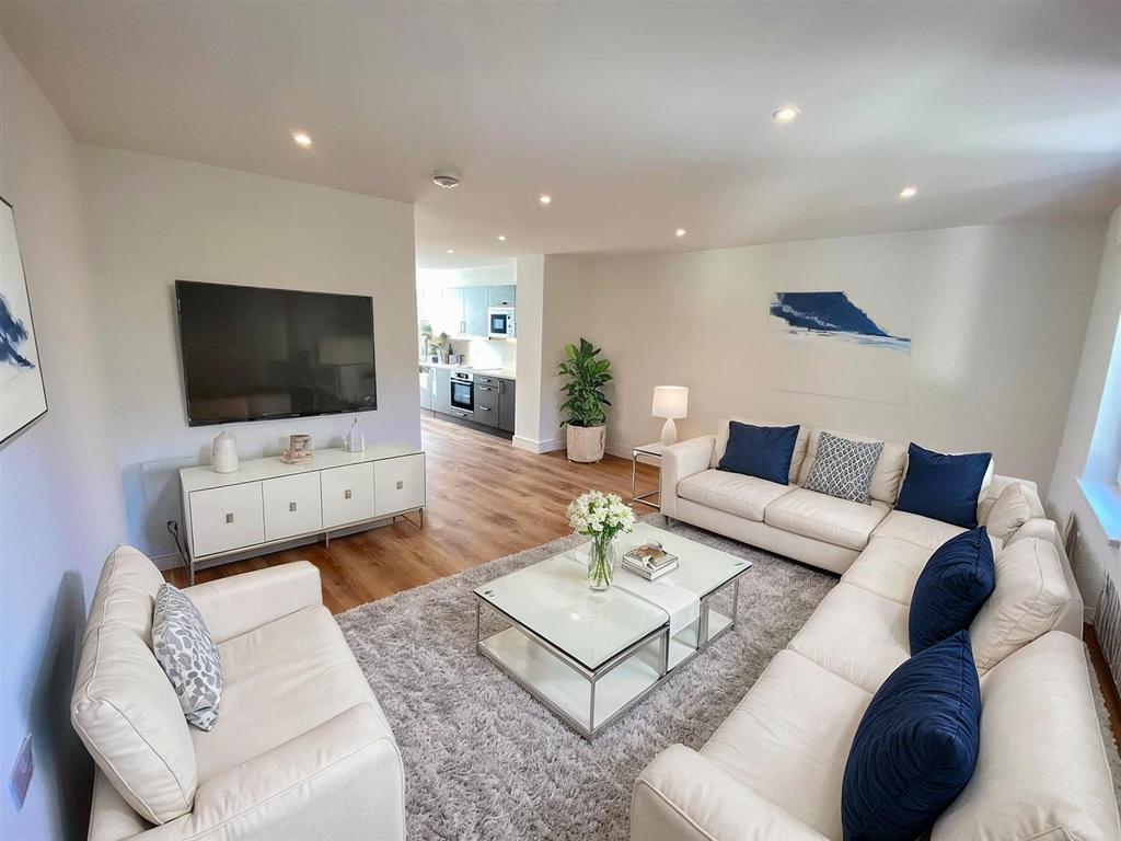 Virtual Staging AI - XXjdw Zu TSEiq UUk4m-7pxg - 9 Oc