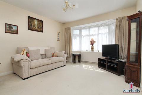 2 bedroom bungalow for sale, Runnalow, Letchworth Garden City, SG6