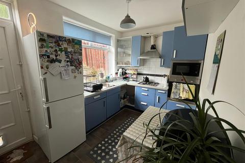 2 bedroom terraced house for sale, Cross Lane, Huddersfield HD4