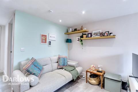 2 bedroom duplex for sale, Connaught Road, Cardiff