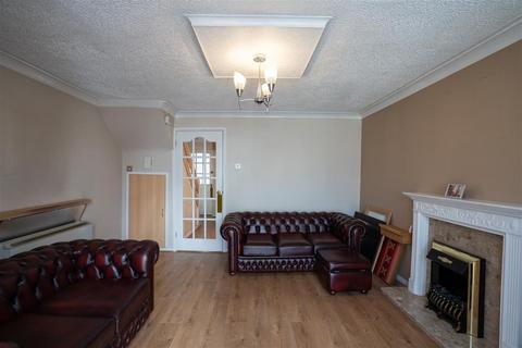 2 bedroom end of terrace house for sale, Birmingham B33