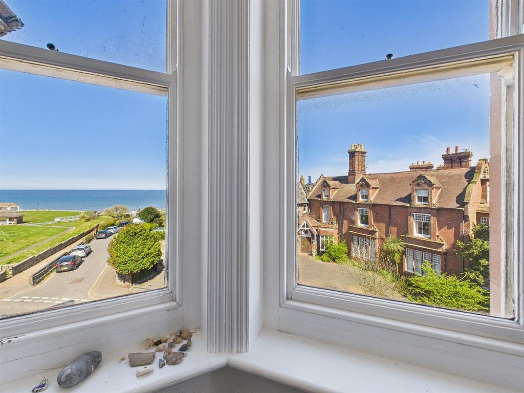 CAM04116 G0-PR0165-STILL013.jpg