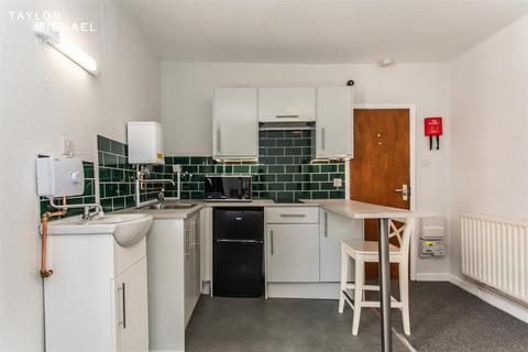 1 bedroom in a house share to rent, Dorset Gardens, Brighton