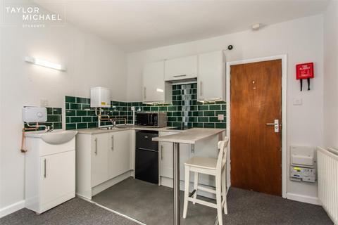 1 bedroom in a house share to rent, Dorset Gardens, Brighton