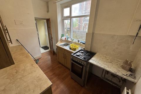 3 bedroom terraced house to rent, Rathbone Road, Smethwick B67