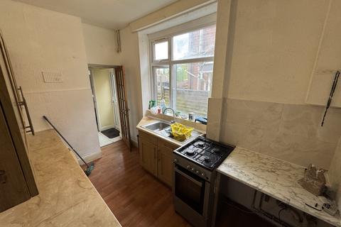 3 bedroom terraced house to rent, Rathbone Road, Smethwick B67