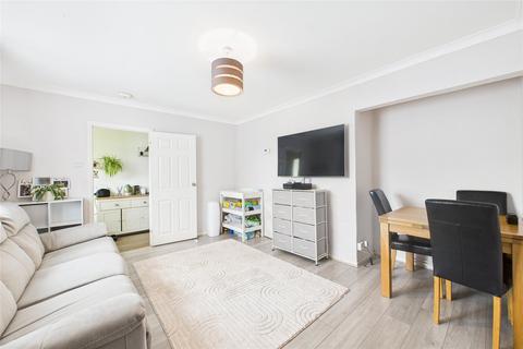 2 bedroom maisonette for sale, Hawley Lane, Farnborough, Hampshire, GU14