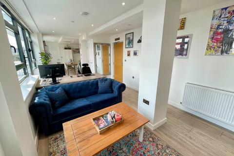 undefined, Cresta House, Alma Street, Luton, Bedfordshire, LU1 2ES