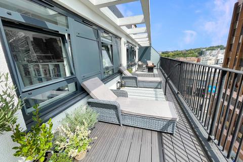 undefined, Cresta House, Alma Street, Luton, Bedfordshire, LU1 2ES