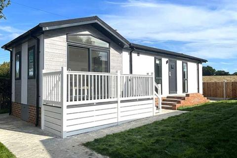 2 bedroom park home for sale, Abridge Park London Road, Romford RM4