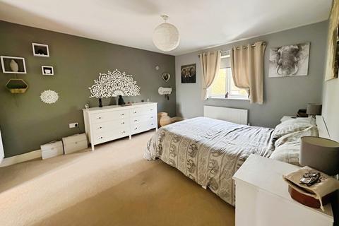 5 bedroom detached house for sale, Coed Derw, Bridgend, CF31