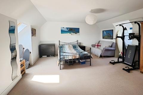 6 Coed Derw, Bridgend, CF31 5HA
