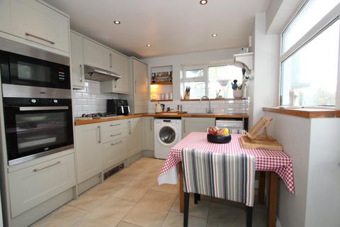 Flat C, 49 Ravensbourne Road, Bromley, BR1 1HW