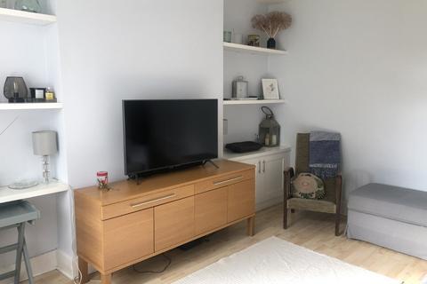 Flat C, 49 Ravensbourne Road, Bromley, BR1 1HW