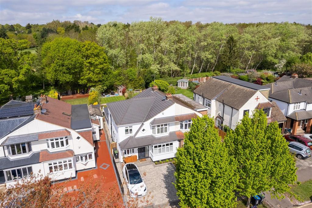 17 Woodland Way aerial  (3).jpg