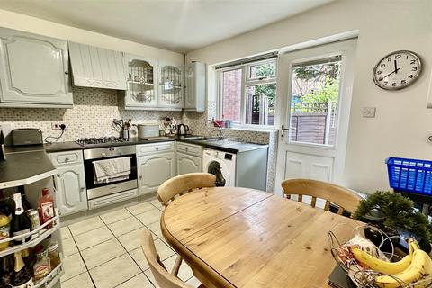 9 Dobbs Mill Close, Selly Park, Birmingham, B29 7NQ