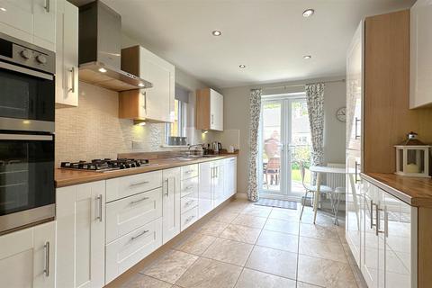 4 bedroom detached house for sale, Oakville Drive, Birmingham B31
