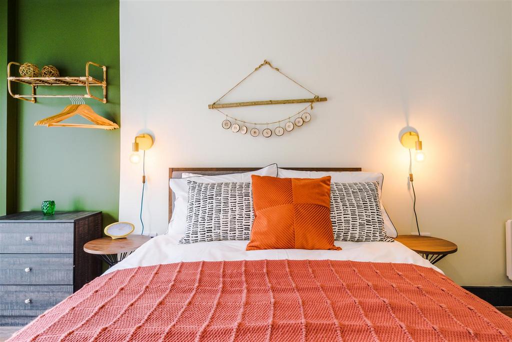 To headboard close copy.jpg