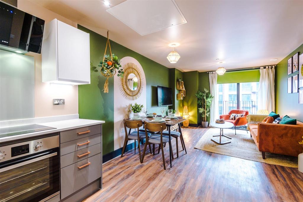 Kitchen dining lounge.jpg