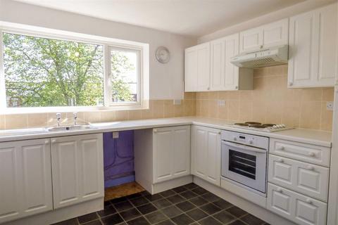 3 bedroom apartment to rent, Earlsdon Avenue South, Coventry, CV5