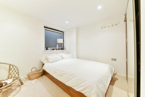 Flat 1, 29 Eagle Wharf Road, London, N1 7EG