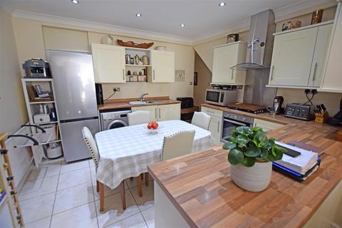 4 bedroom terraced house for sale, Whitchurch Road, Cardiff
