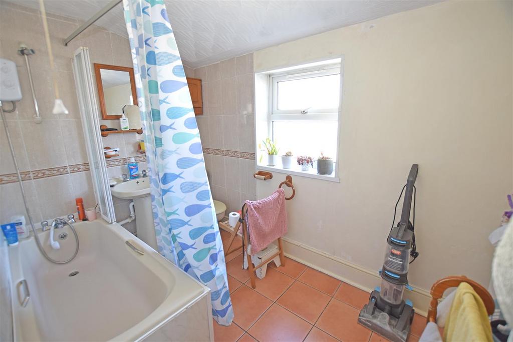 G/F Flat Bathroom