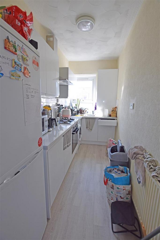 F/F Flat Kitchen