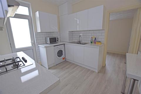5 bedroom terraced house for sale, Whitchurch Road, Cardiff