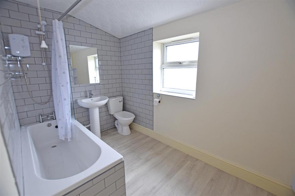 G/F Flat Bathroom