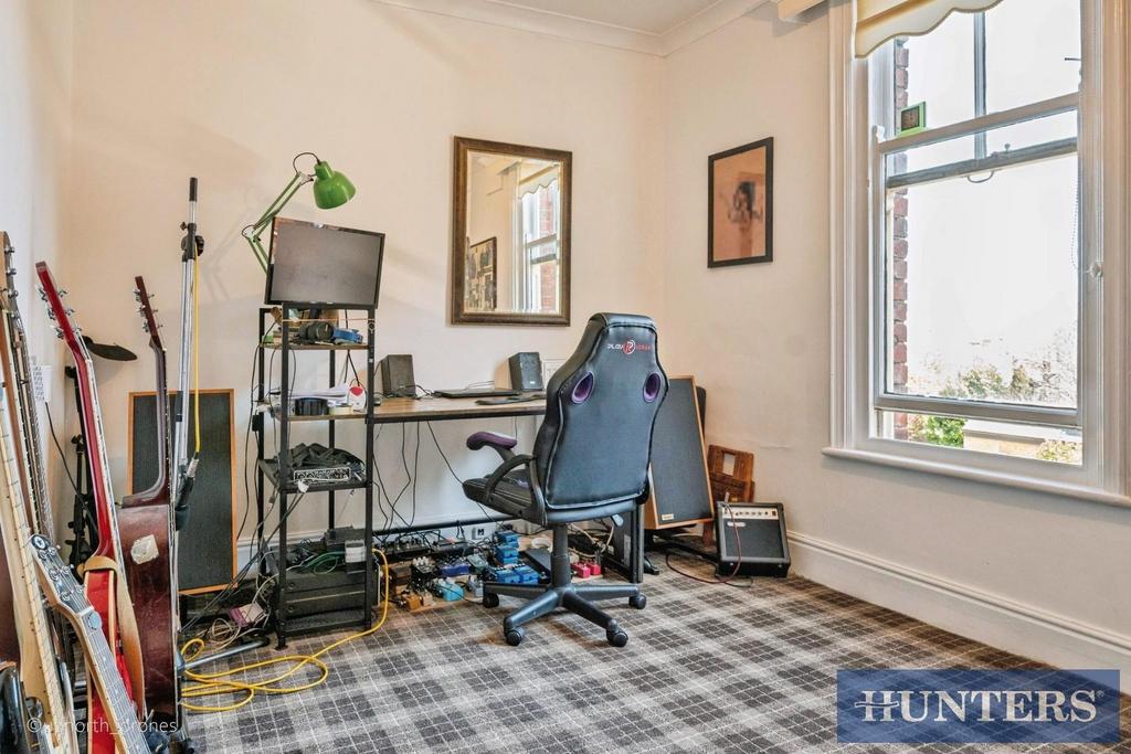 1064b607-DSC 2001.jpg