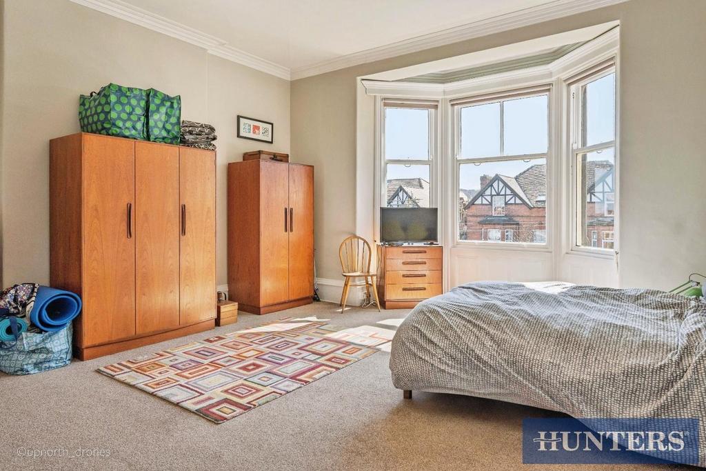 D4304945-DSC 2012.jpg