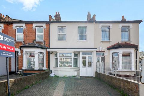 4 bedroom terraced house for sale, Ilford IG3
