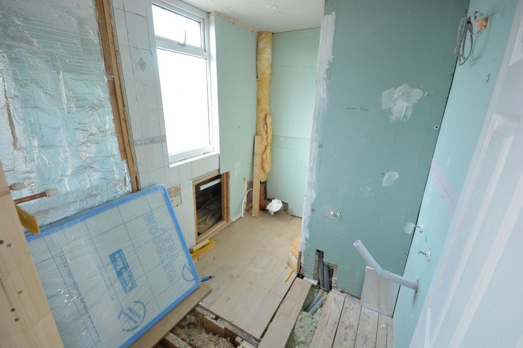 En suite (not fitted)