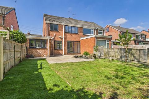 93 Marians Drive, Ormskirk, L39 1LG