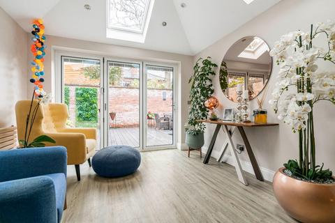 18 Abbeycroft Close, Astley, Manchester, M29 7TJ
