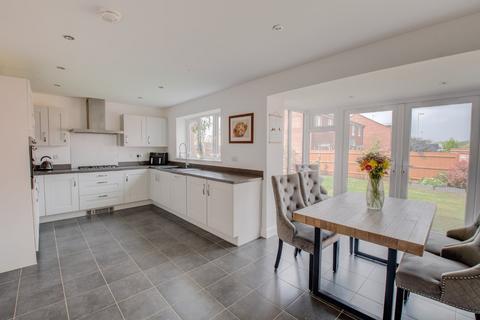 4 bedroom detached house for sale, Gresley Way, Copcut, Droitwich, Worcestershire, WR9