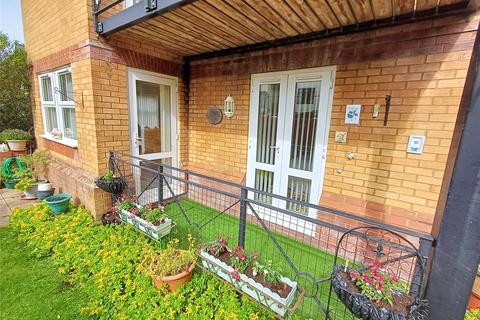2 bedroom apartment for sale, Wyndham Road, Ashley Cross, Poole, Dorset, BH14