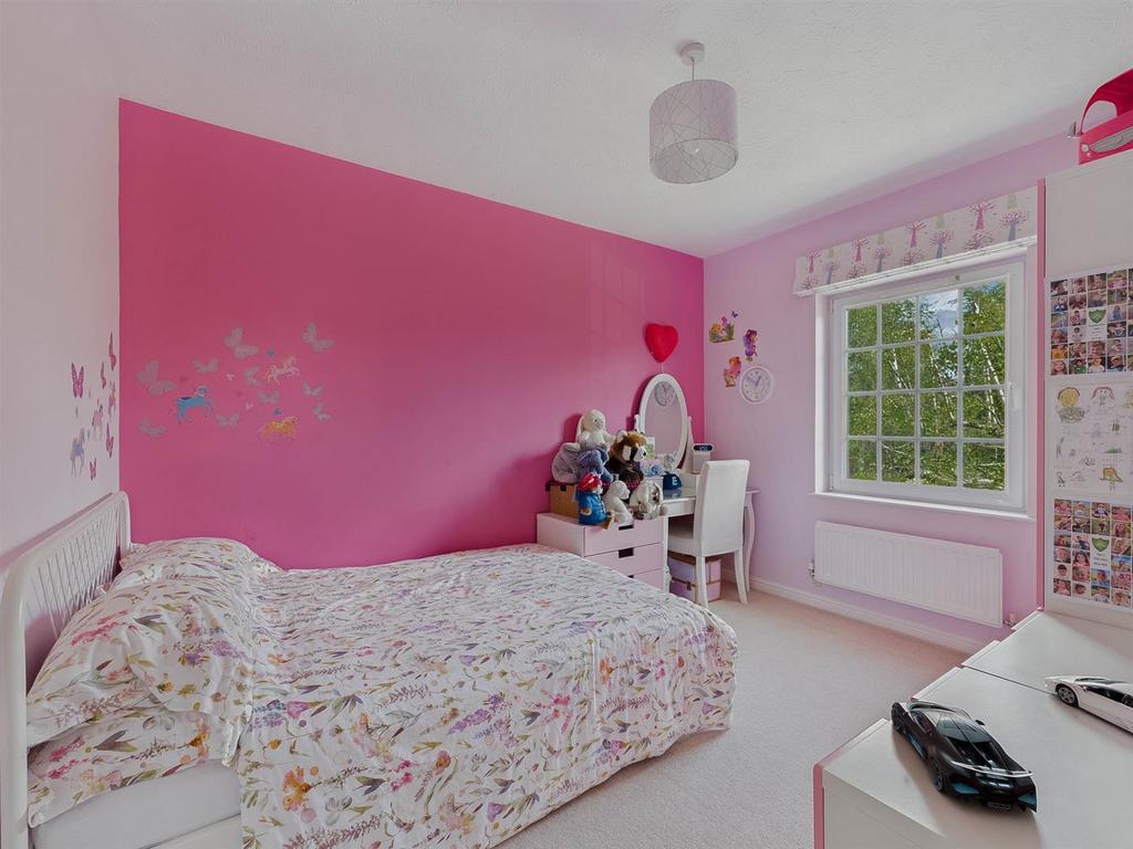CAM02541 G0-PR0441-STILL022.jpg