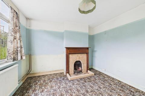 8 Newstead Rise, Caterham, CR3 6RR