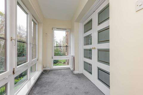 184/4 Granton Road, Edinburgh, EH5 1AJ